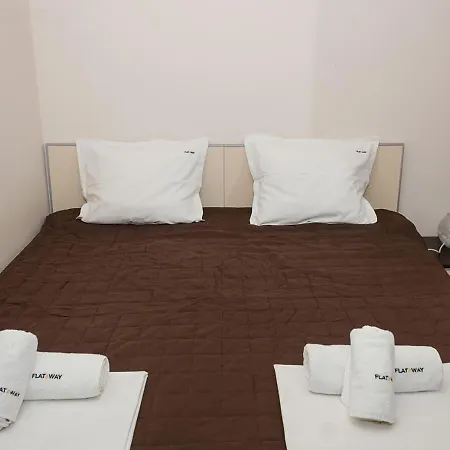 Cozy 2bd Flat With Balcony And Workspace * Golden Sands